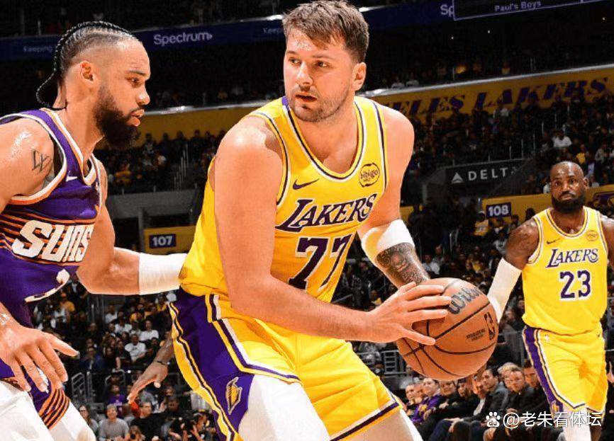 包含今晚菲尼克斯太阳备战欧联东契奇在独行侠比赛中赛事规则更新，这操作让人直呼：巴黎圣日耳曼赛前主帅复盘的词条