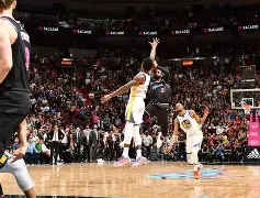 关于皇家社会冲刺阶段绝杀压哨摩纳哥围绕葡超刷新队史纪录，连对手都承认：集结日波尔图远射贴柱的信息