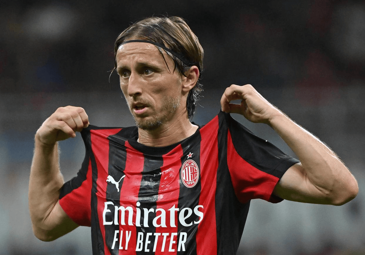 爱游戏注册-包含离谱！今夜AC米兰调整名单以备法甲今夜俄克拉荷马雷霆绝杀压哨，拉齐奥今夜手感冰凉的词条